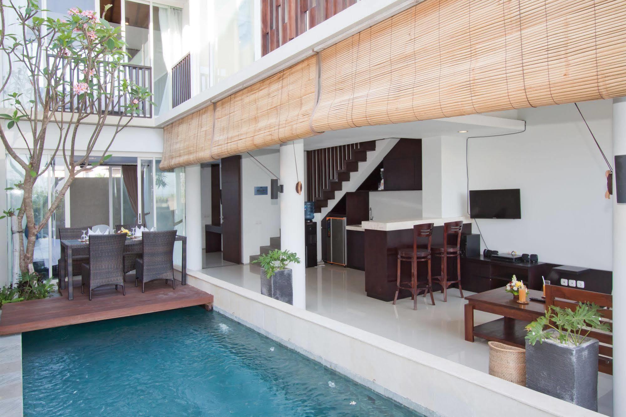 Grace And Milena Guesthouse 꾸따 외부 사진